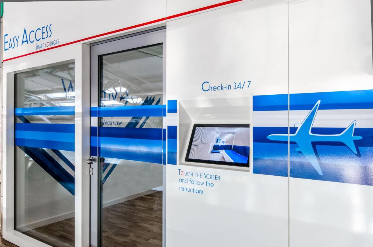 Отель Resting Pods - Zzzleepandgo Modlin Airport Wmi Новы-Двур-Мазовецкий Экстерьер фото